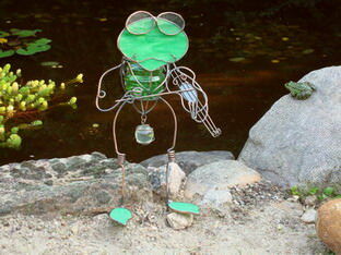 Garden Plugs | Garden Stakes